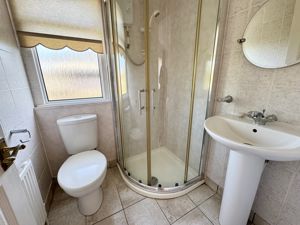 Master En-Suite Shower Room- click for photo gallery